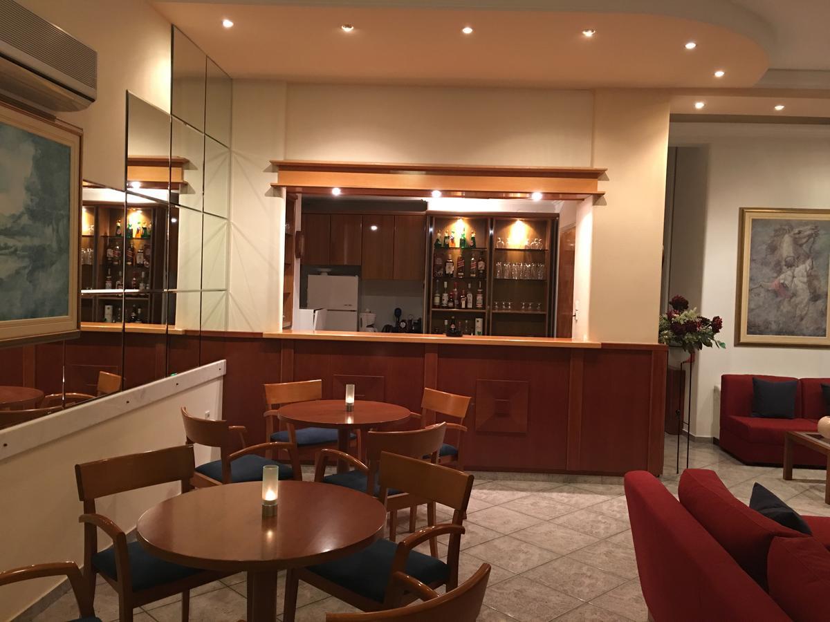 Hotel Esperia ลูตราอิปาตริส ภายนอก รูปภาพ