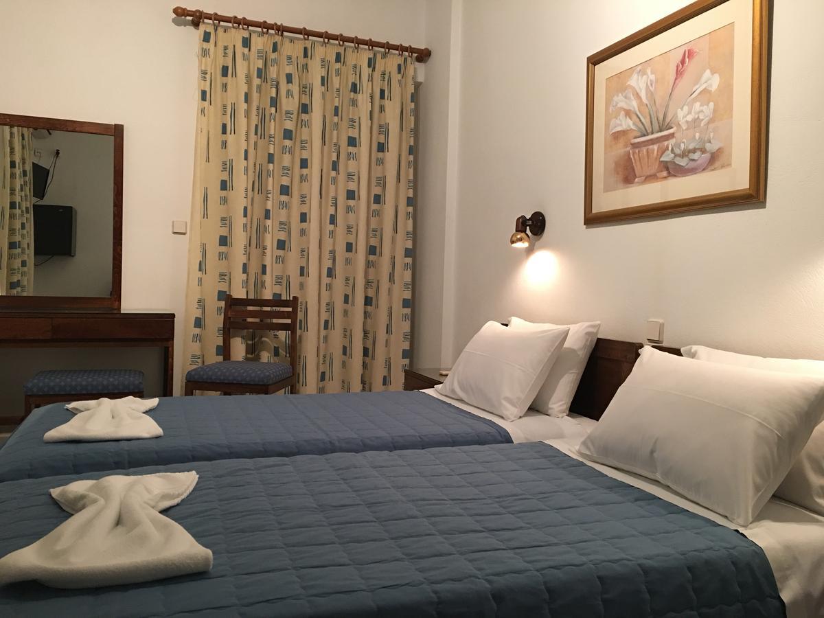 Hotel Esperia ลูตราอิปาตริส ภายนอก รูปภาพ