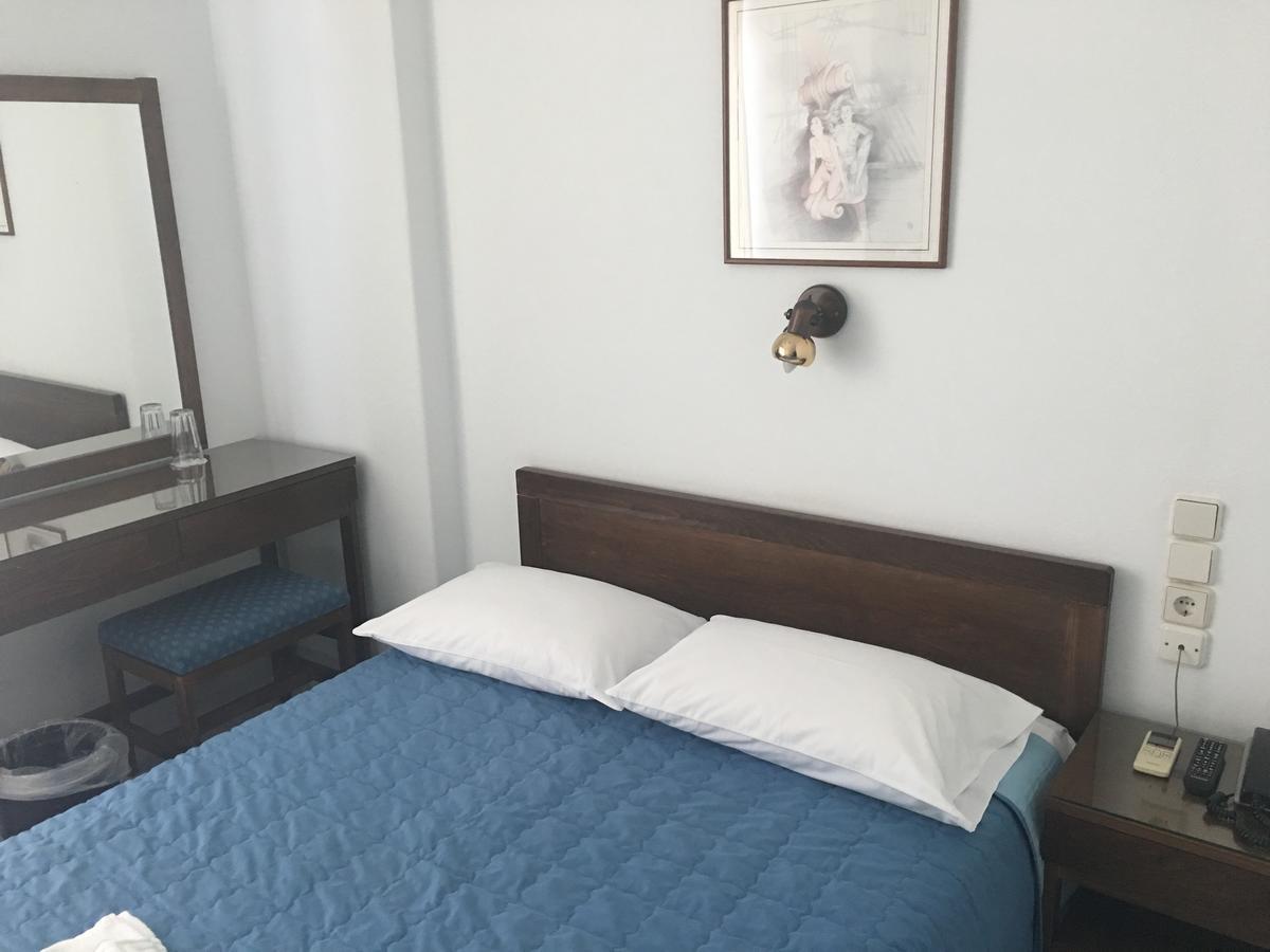 Hotel Esperia ลูตราอิปาตริส ภายนอก รูปภาพ